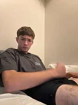 Snapshot of TheBestbrando88 chatting on 09-15-25, 03:17 TheBestbrando88 online show from 09-15-25, 03:17