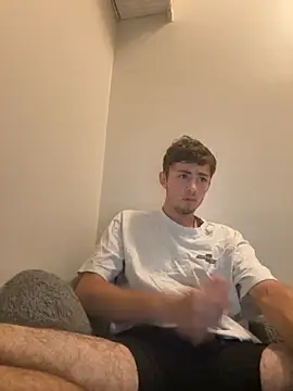 Snapshot of TheBestbrando88 chatting on 09-18-25, 03:30 TheBestbrando88 online show from 09-18-25, 03:30