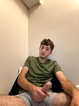 Snapshot of TheBestbrando88 chatting on 09-20-25, 03:18 TheBestbrando88 online show from 09-20-25, 03:18