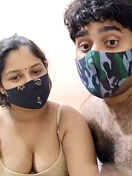 Snapshot of IND_COUPLE1 chatting on 12-28-24, 09:19 IND COUPLE1 online show from 12-28-24, 09:19