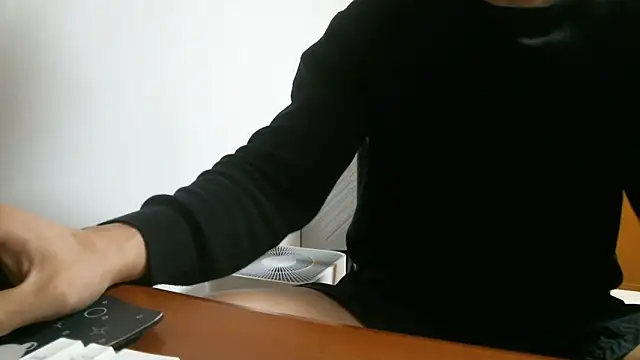 Stellan 0412 online show from 03-08-26, 04:05