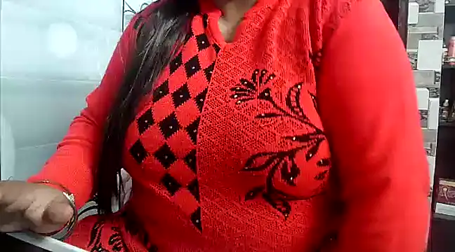 Snapshot of kiranpreet85 chatting on 01-07-25, 04:59 kiranpreet85 online show from 01-07-25, 04:59