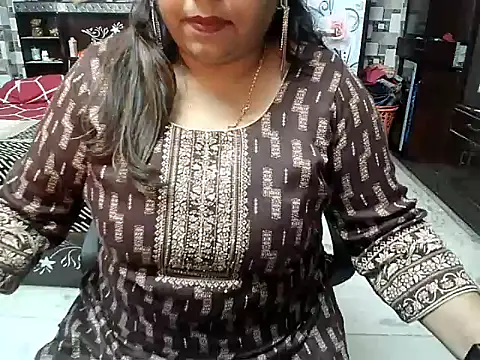 Snapshot of kiranpreet85 chatting on 03-17-25, 02:01 kiranpreet85 online show from 03-17-25, 02:01