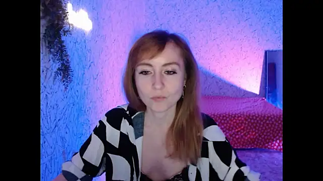 Athena Richards online show from 12-14-24, 03:36