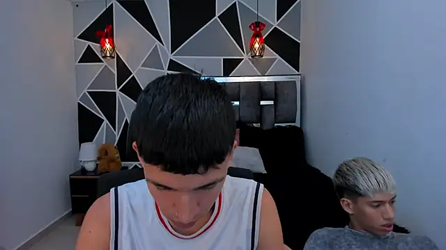Snapshot of Juan_Nd_Steven chatting on 05-06-26, 11:32 Juan Nd Steven online show from 05-06-26, 11:32