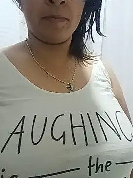 Snapshot of _Angelinaandrade_ chatting on 06-18-26, 01:28 Angelinaandrade online show from 06-18-26, 01:28