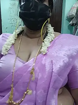 Snapshot of ashikaa_r chatting on 05-18-26, 08:25 ashikaa r online show from 05-18-26, 08:25