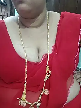 Snapshot of ashikaa_r chatting on 05-23-26, 09:13 ashikaa r online show from 05-23-26, 09:13