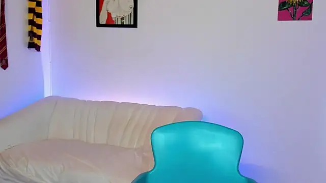 LiahDiaz online show from 11-30-25, 07:40