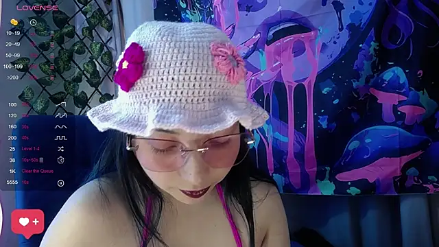 Snapshot of barbarablade chatting on 01-14-26, 06:35 barbarablade online show from 01-14-26, 06:35