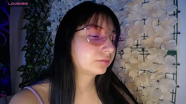 Snapshot of barbarablade chatting on 02-13-26, 08:49 barbarablade online show from 02-13-26, 08:49