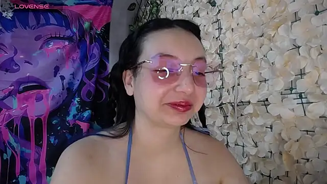 Snapshot of barbarablade chatting on 03-18-26, 06:22 barbarablade online show from 03-18-26, 06:22