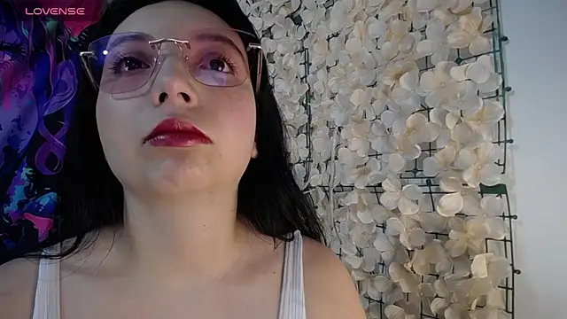 Snapshot of barbarablade chatting on 03-20-26, 07:08 barbarablade online show from 03-20-26, 07:08