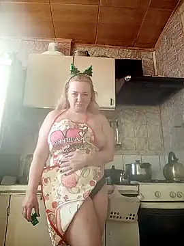 Snapshot of HelenaGlossX chatting on 12-31-24, 05:55 HelenaGlossX online show from 12-31-24, 05:55