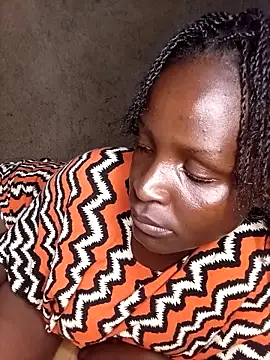 pretty prickle online show from 11-01-25, 09:22