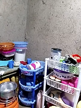 pretty prickle online show from 03-15-26, 05:35