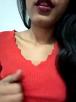 Snapshot of Hot_Goldengirl chatting on 11-18-25, 11:25 Hot Goldengirl online show from 11-18-25, 11:25