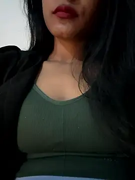 Snapshot of Hot_Goldengirl chatting on 01-13-26, 07:30 Hot Goldengirl online show from 01-13-26, 07:30