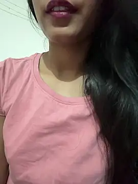 Snapshot of Hot_Goldengirl chatting on 05-05-26, 11:18 Hot Goldengirl online show from 05-05-26, 11:18