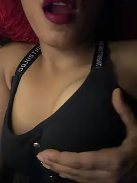 Snapshot of Hot_Goldengirl chatting on 05-09-26, 07:19 Hot Goldengirl online show from 05-09-26, 07:19