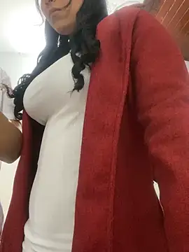 Snapshot of luisa16xxx chatting on 12-25-24, 01:31 luisa16xxx online show from 12-25-24, 01:31