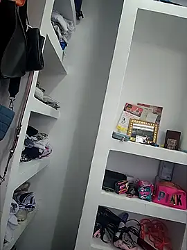 luisa16xxx online show from 03-27-26, 07:35