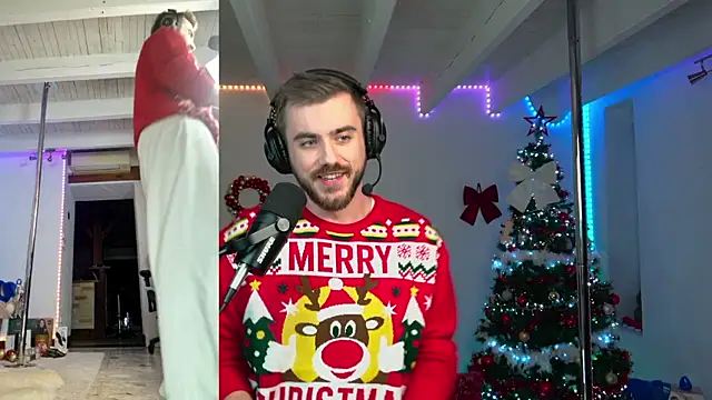 Snapshot of Mikev chatting on 12-19-24, 07:07 Mikev online show from 12-19-24, 07:07