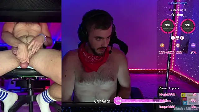 Snapshot of Mikev chatting on 03-10-25, 10:13 Mikev online show from 03-10-25, 10:13