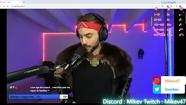 Snapshot of Mikev chatting on 09-11-25, 06:08 Mikev online show from 09-11-25, 06:08