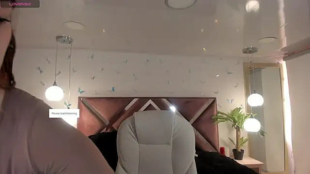  Antonnela  online show from 10-20-25, 02:06