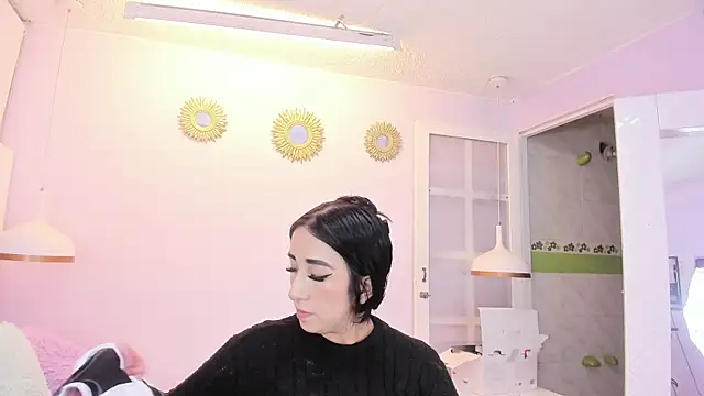 Snapshot of kaory_azumi chatting on 10-17-25, 06:43 kaory azumi online show from 10-17-25, 06:43