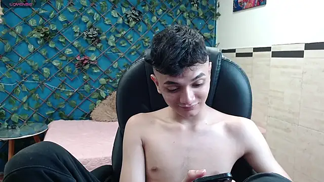 Waturox online show from 11-15-25, 07:32