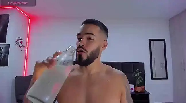 Alexander Martines online show from 02-08-25, 11:24