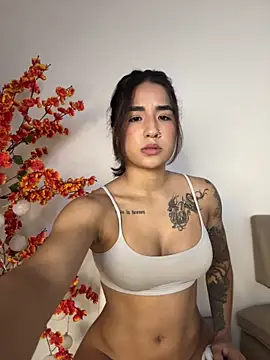 VictoriaHiill online show from 07-19-26, 06:55