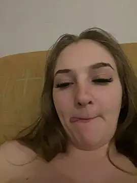 Snapshot of PamelaXX_ chatting on 02-22-26, 04:35 PamelaXX online show from 02-22-26, 04:35