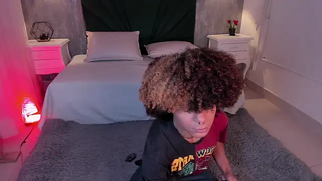 Alexiis Etereo online show from 04-21-26, 07:28