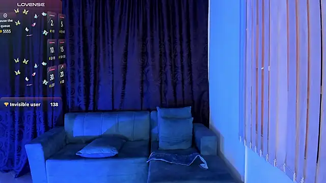 Snapshot of SaraaMills chatting on 02-03-25, 10:43 SaraaMills online show from 02-03-25, 10:43