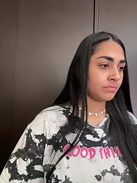 Charlotte cute18 online show from 12-13-24, 03:21