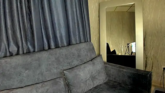 Stacey Brown online show from 12-12-24, 04:15