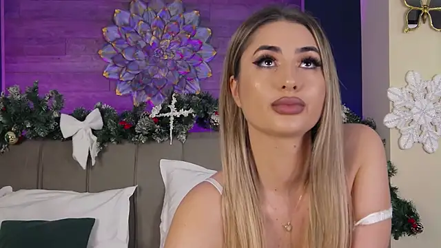 LoraDevine online show from 12-19-25, 08:38