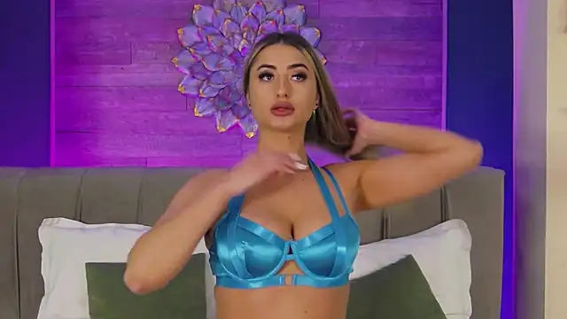 LoraDevine online show from 05-22-26, 08:03