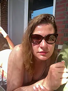 ilucyme online show from 05-25-26, 12:22
