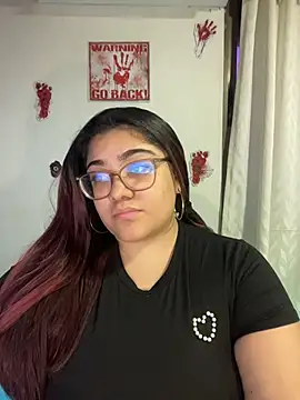 Snapshot of KathyGonzalez chatting on 10-29-25, 10:50 KathyGonzalez online show from 10-29-25, 10:50