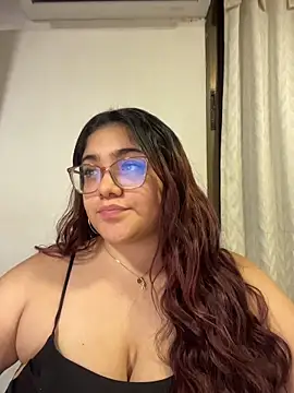 Snapshot of KathyGonzalez chatting on 11-07-25, 10:54 KathyGonzalez online show from 11-07-25, 10:54