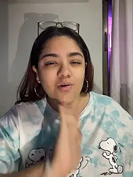 Snapshot of KathyGonzalez chatting on 11-13-25, 11:09 KathyGonzalez online show from 11-13-25, 11:09