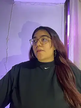 Snapshot of KathyGonzalez chatting on 12-02-25, 08:59 KathyGonzalez online show from 12-02-25, 08:59