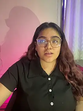 Snapshot of KathyGonzalez chatting on 12-05-25, 09:00 KathyGonzalez online show from 12-05-25, 09:00