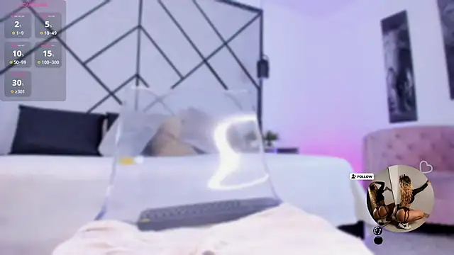 Snapshot of Natasha_Smith09 chatting on 12-26-24, 10:52 Natasha Smith09 online show from 12-26-24, 10:52