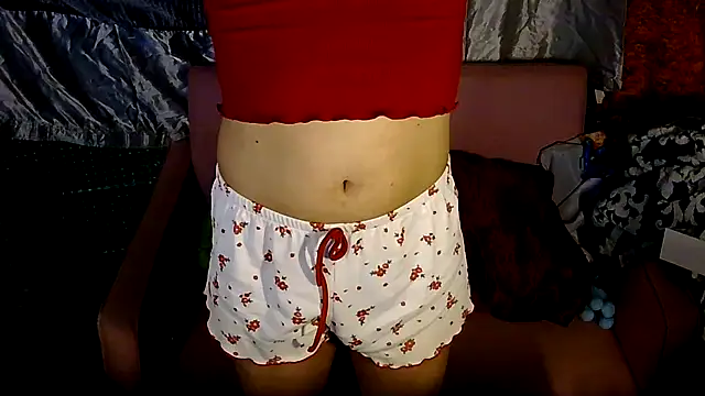 tashakaixxx online show from 04-15-26, 10:33