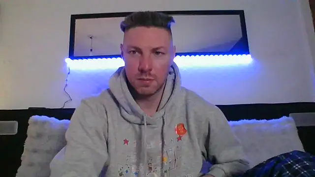 Snapshot of Fit4fun24 chatting on 01-06-26, 11:40 Fit4fun24 online show from 01-06-26, 11:40